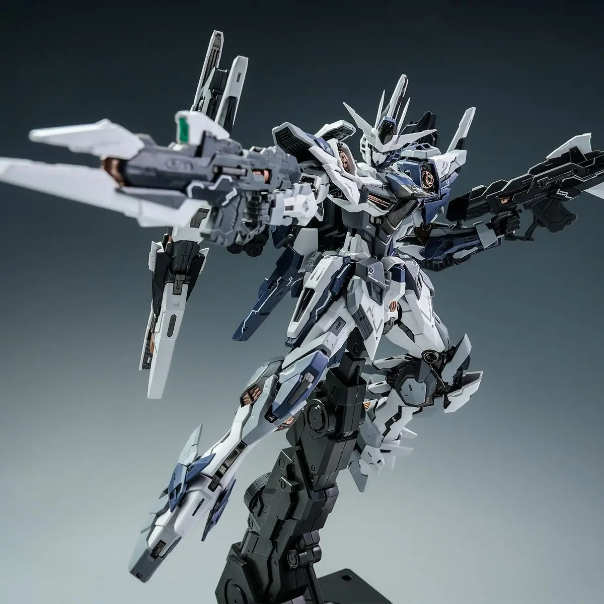 IN STOCK MG 1/100 TIECHUANG Eternal Star White Version Assembly Model Kit Movable Mecha Model TC Prototype Test Robot Toy Gift
IN STOCK MG 1/100 TIECHUANG Eternal Star White Version Assembly Model Kit Movable Mecha Model TC Prototype Test Robot Toy Gift