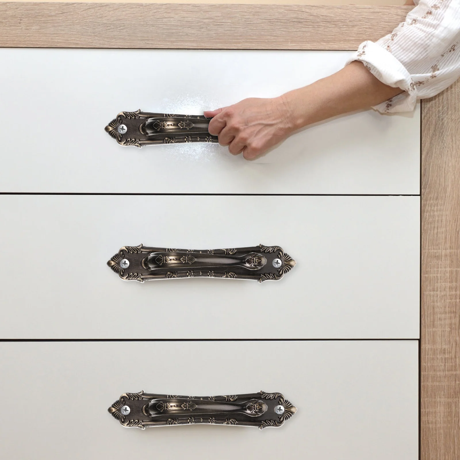 2Pcs Door Handle Style Vintage Drawer Pull Durable Cabinet Knob Zinc Alloy for Wardrobe Kitchen Cabinet Door Hardware
2Pcs Door Handle Style Vintage Drawer Pull Durable Cabinet Knob Zinc Alloy for Wardrobe Kitchen Cabinet Door Hardware