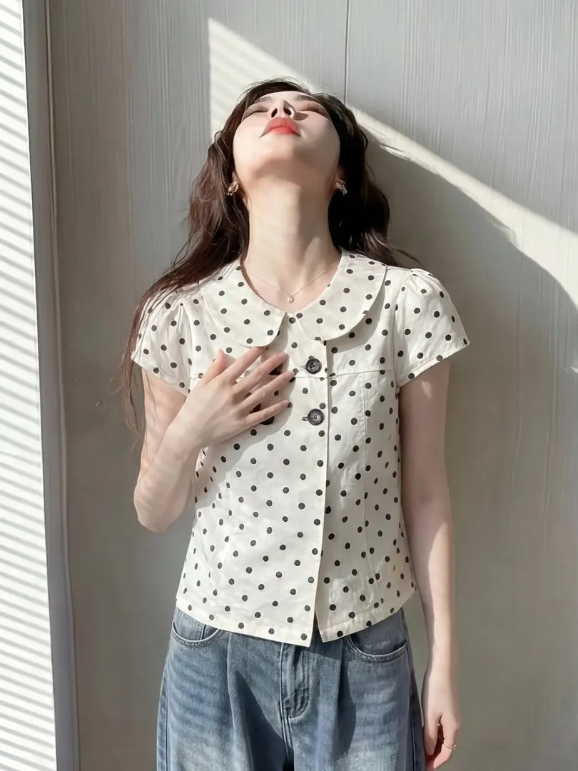 Unique Doll Collar Design Polka Dot Shirt Women's Summer Slimming Waist Cinched Cute Top Korean Style Commute Fashion
Unique Doll Collar Design Polka Dot Shirt Women's Summer Slimming Waist Cinched Cute Top Korean Style Commute Fashion