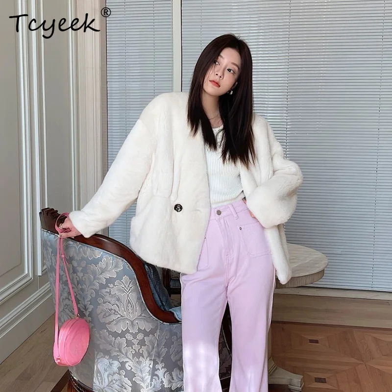Tcyeek Natural Mink Fur Coat Woman 2026 Whole Mink Real Fur Warm Womens Coats Winter Clothes Fashion V-neck Casaco Feminino
Tcyeek Natural Mink Fur Coat Woman 2026 Whole Mink Real Fur Warm Womens Coats Winter Clothes Fashion V-neck Casaco Feminino