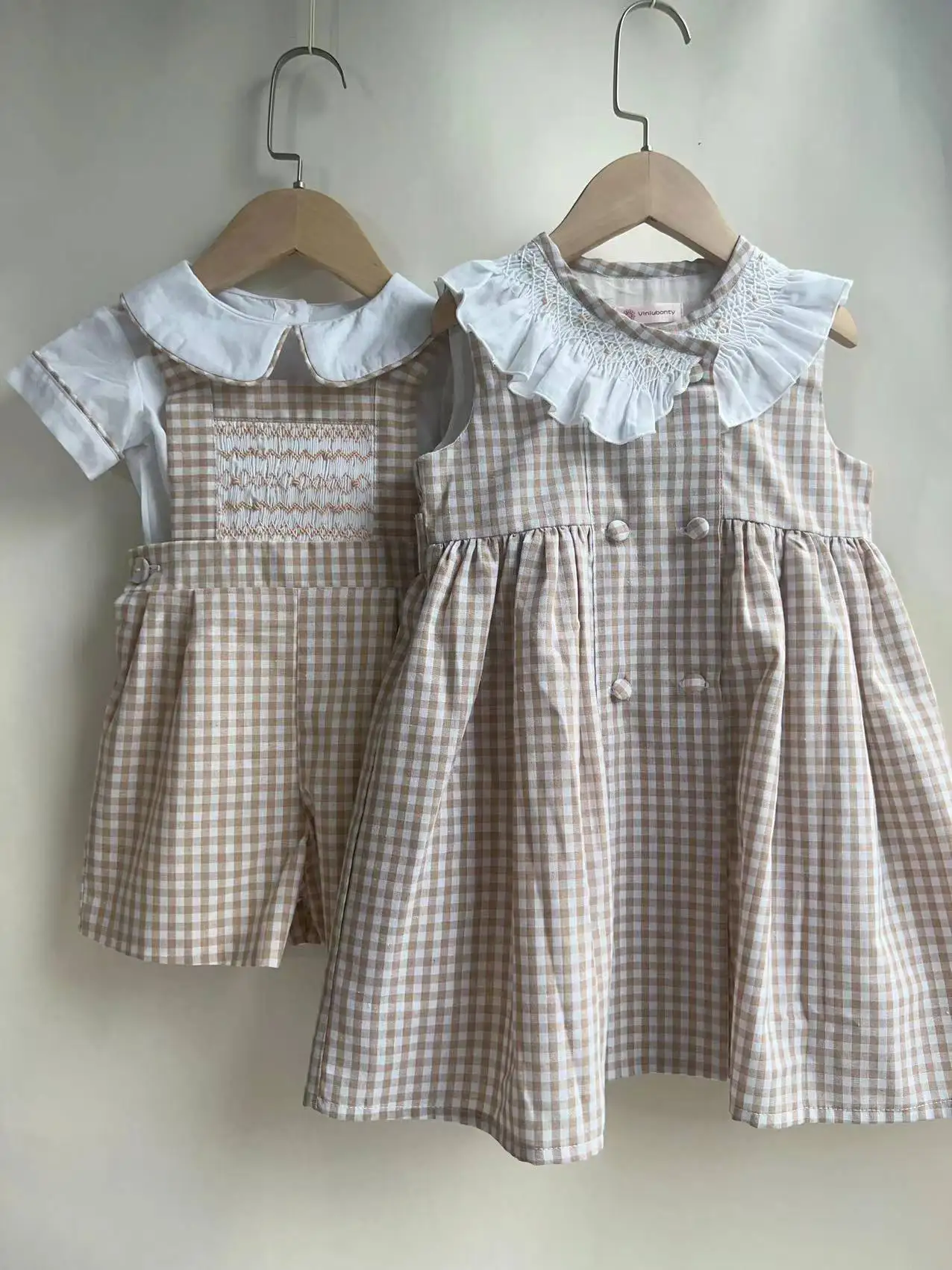 Wedding Children Spanish Clothes Set Boys Clothing Suit Baby Short Sleeve Shirt+ Plaid Pants Birthday Christmas Outfit
Wedding Children Spanish Clothes Set Boys Clothing Suit Baby Short Sleeve Shirt+ Plaid Pants Birthday Christmas Outfit