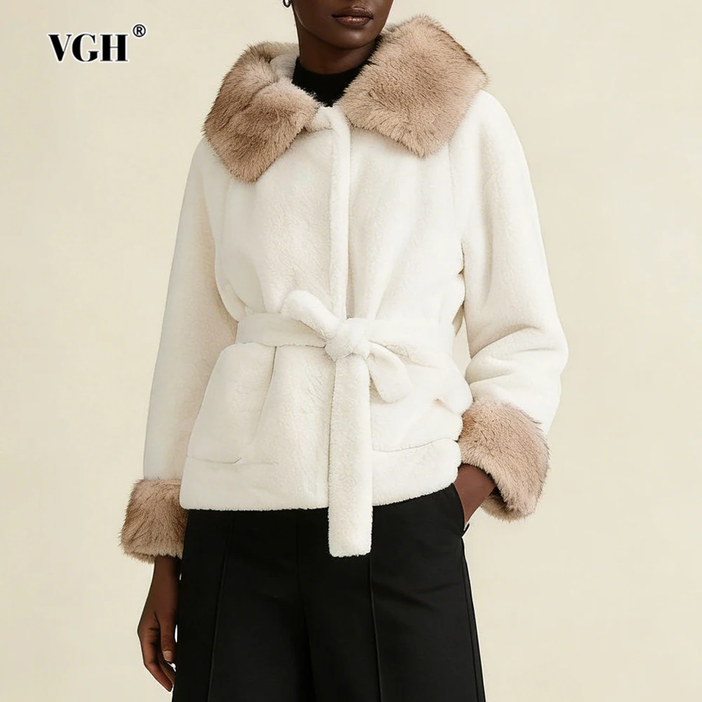 VGH Slimming Temperament Hit Color Jackets For Women Hooded Long Sleeve Spliced Pocket Winter Warm Casual Commute Jacket Female
VGH Slimming Temperament Hit Color Jackets For Women Hooded Long Sleeve Spliced Pocket Winter Warm Casual Commute Jacket Female