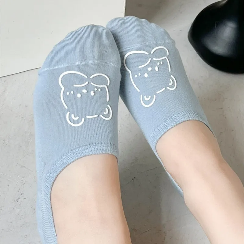 1/5 пар носков, женские тонкие хлопковые впитывающие пот дышащие сушки с неглубоким вырезом и низким вырезом медведя, однотонные универсальные невидимые носки
1/5 пар носков, женские тонкие хлопковые впитывающие пот дышащие сушки с неглубоким вырезом и низким вырезом медведя, однотонные универсальные невидимые носки