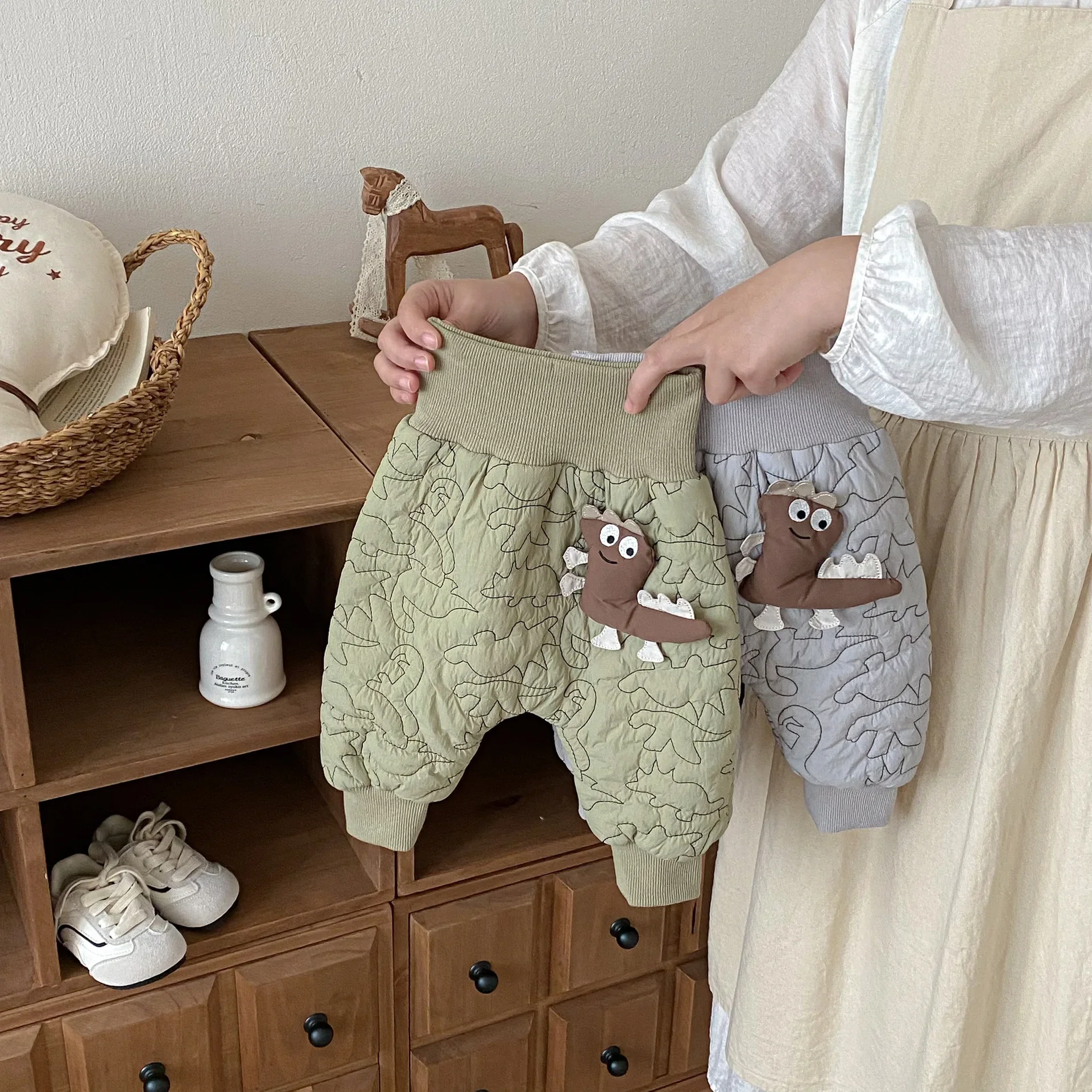 Winter Warm PP Pants for Babies 2025 New Dinosaur Korean Fur Lining Pants Thickened Trousers
Winter Warm PP Pants for Babies 2025 New Dinosaur Korean Fur Lining Pants Thickened Trousers