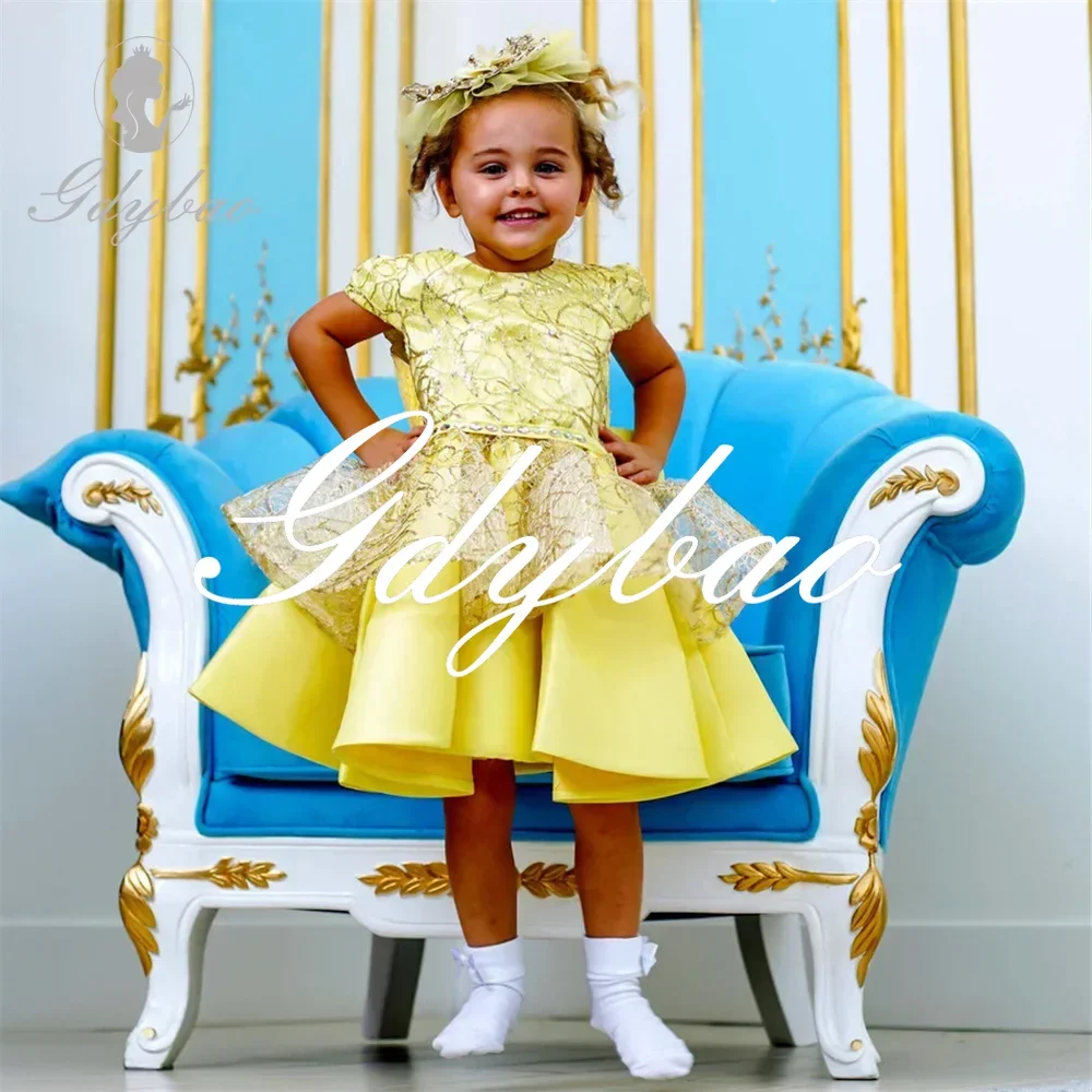 Sequined O Neck Short Sleeve A Line Elegant Princess Flower Girl Dress Knee Length Formal First Communion Dress Customized 2025
Sequined O Neck Short Sleeve A Line Elegant Princess Flower Girl Dress Knee Length Formal First Communion Dress Customized 2025