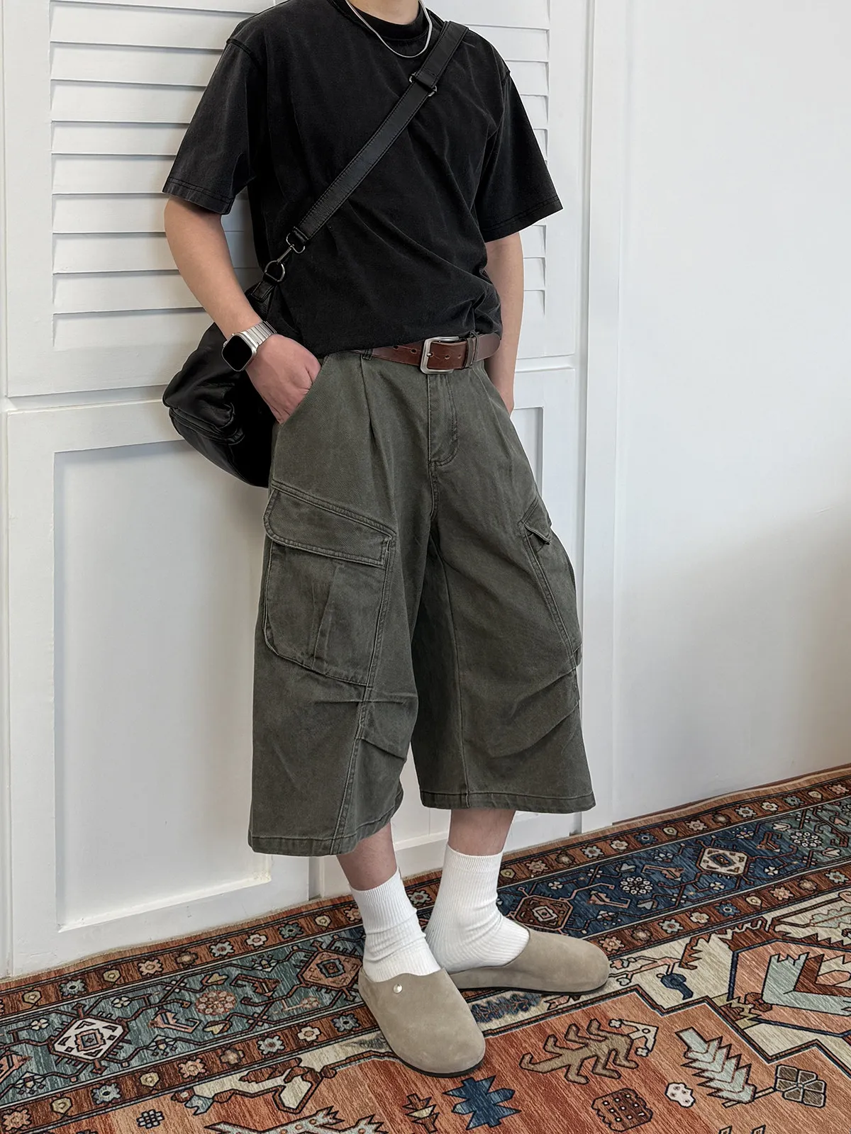 Vintage American High Street Workwear Shorts Loose Fit Summer Military Green Seven-Foot Pants for Men And Women with Large Po...
Vintage American High Street Workwear Shorts Loose Fit Summer Military Green Seven-Foot Pants for Men And Women with Large Po...