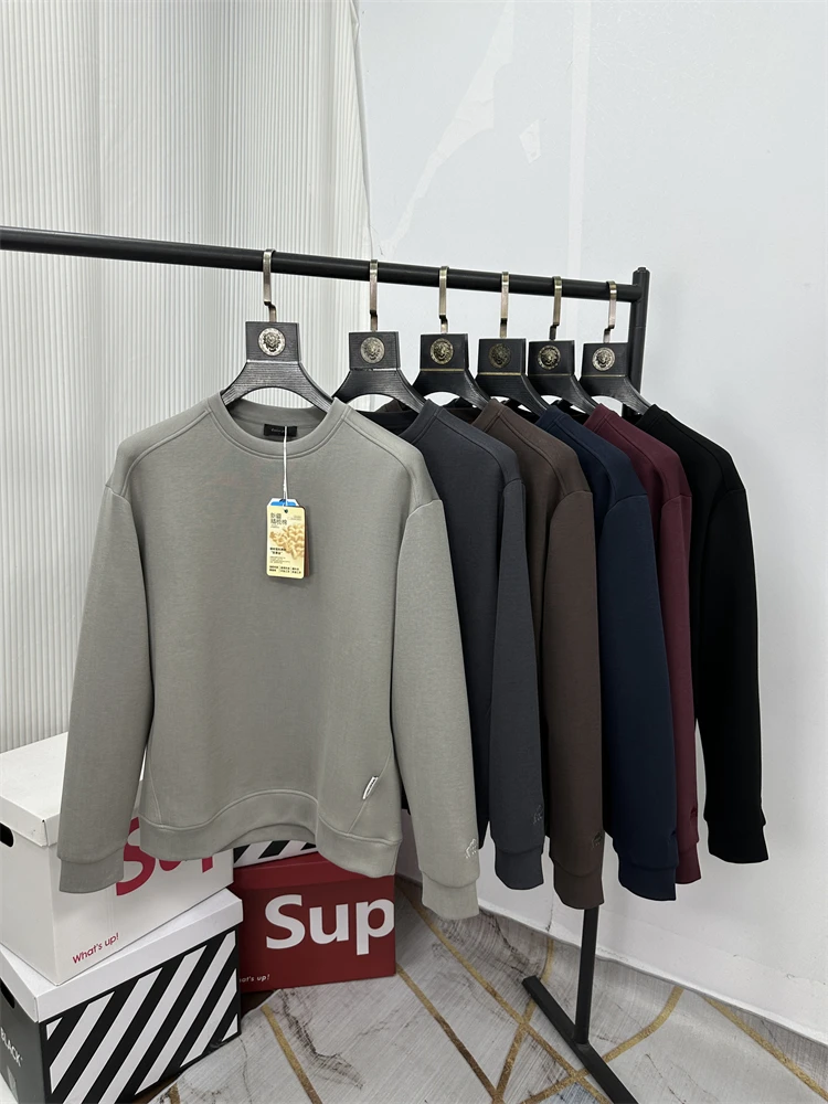 LCelulose Mixed Comfortable Skin-friendly Pure Color Casual round Ne Sweatirt Men's Faion Simple Autumn Winter Top
LCelulose Mixed Comfortable Skin-friendly Pure Color Casual round Ne Sweatirt Men's Faion Simple Autumn Winter Top