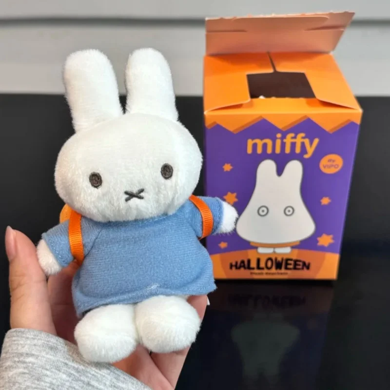 Genuine Authentic Miffy Dress - Up Series Miffy Rabbit Mystery Box Figurine Keychain Blind Box Pendant Toy Kids Christmas Gifts
Genuine Authentic Miffy Dress - Up Series Miffy Rabbit Mystery Box Figurine Keychain Blind Box Pendant Toy Kids Christmas Gifts
