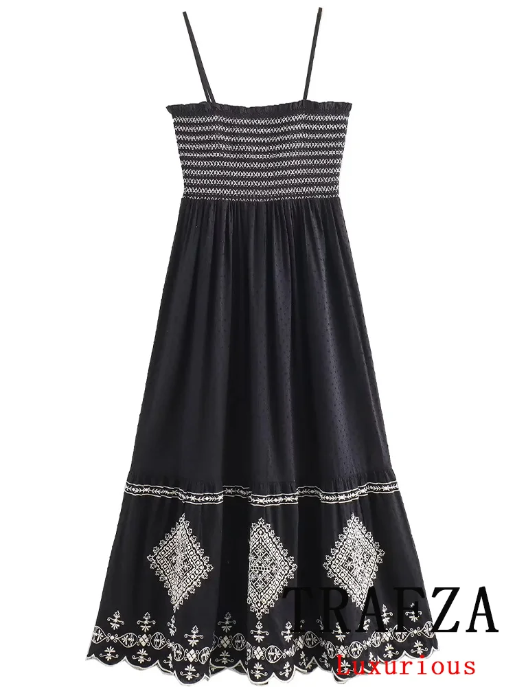 TRAFZA Vintage Casual Chic Black Women Dress Flower Embroidery Ruffles Long Dress New Fashion 2024 Summer Party Female Dress
TRAFZA Vintage Casual Chic Black Women Dress Flower Embroidery Ruffles Long Dress New Fashion 2024 Summer Party Female Dress