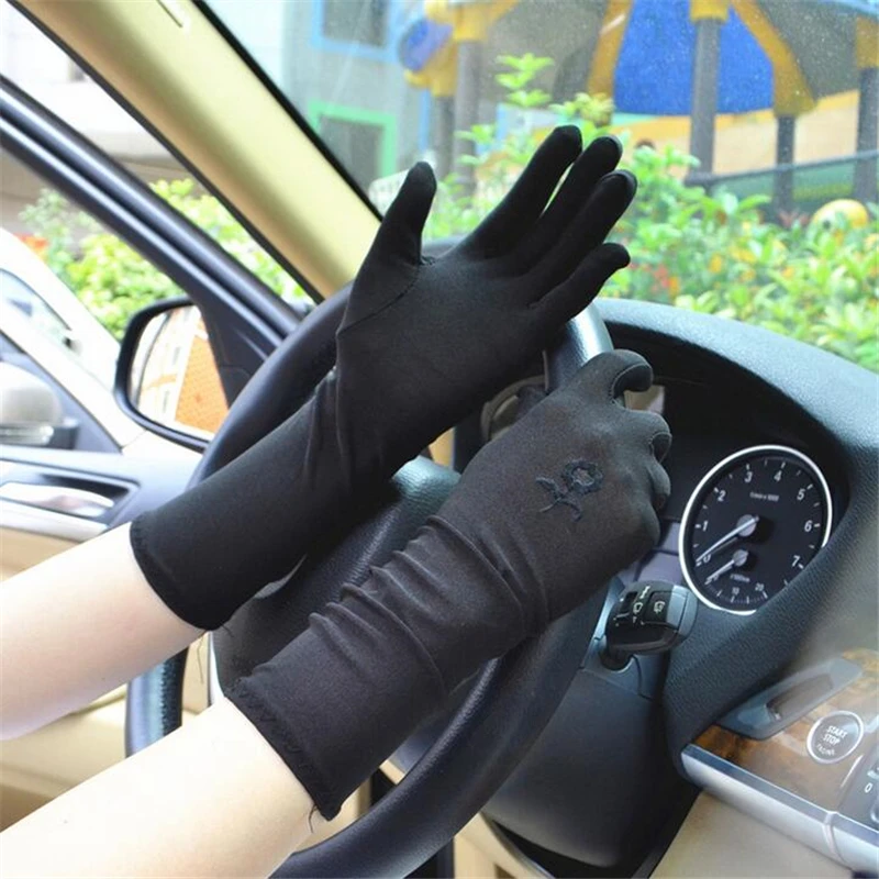 Lady Medium-long Thin Elastic Etiquette Gloves Summer Women Sunscreen Embroidered Gloves Driving Car Accessories
Lady Medium-long Thin Elastic Etiquette Gloves Summer Women Sunscreen Embroidered Gloves Driving Car Accessories