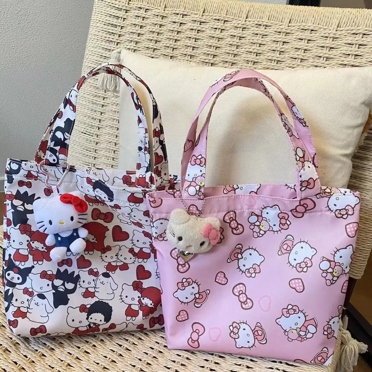 Hello Kitty Handbag Cute Cartoon Printing High-capacity Canvas Bag New Fashion Versatile Personality Bento Bag Gifts
Hello Kitty Handbag Cute Cartoon Printing High-capacity Canvas Bag New Fashion Versatile Personality Bento Bag Gifts
