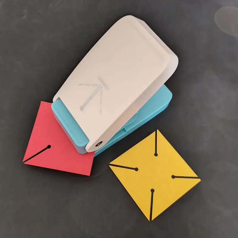 Corner Hole Punch Necklace Card Paper Cutter Durable Jewelry Display Cardboard Holder Puncher for Bracelet Stock
Corner Hole Punch Necklace Card Paper Cutter Durable Jewelry Display Cardboard Holder Puncher for Bracelet Stock