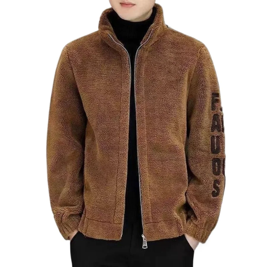 2026 Мужские осенне-зимние флисовые куртки из ягненка, модные утепленные куртки с воротником-стойкой и длинными рукавами, мужские повседневные пальто с карманами на молнии
2026 Мужские осенне-зимние флисовые куртки из ягненка, модные утепленные куртки с воротником-стойкой и длинными рукавами, мужские повседневные пальто с карманами на молнии