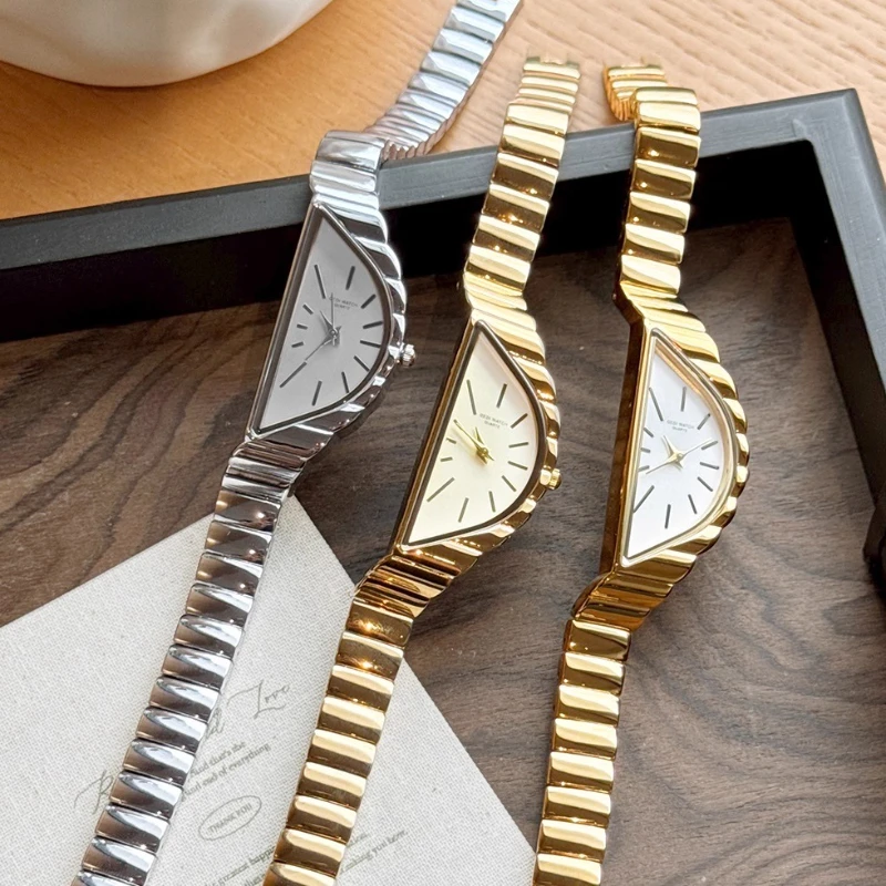Original Irregular Women's Quartz Watch Golden Ladder Creative Clock Steel Waterproof Bracelet Women's Watch 
Original Irregular Women's Quartz Watch Golden Ladder Creative Clock Steel Waterproof Bracelet Women's Watch