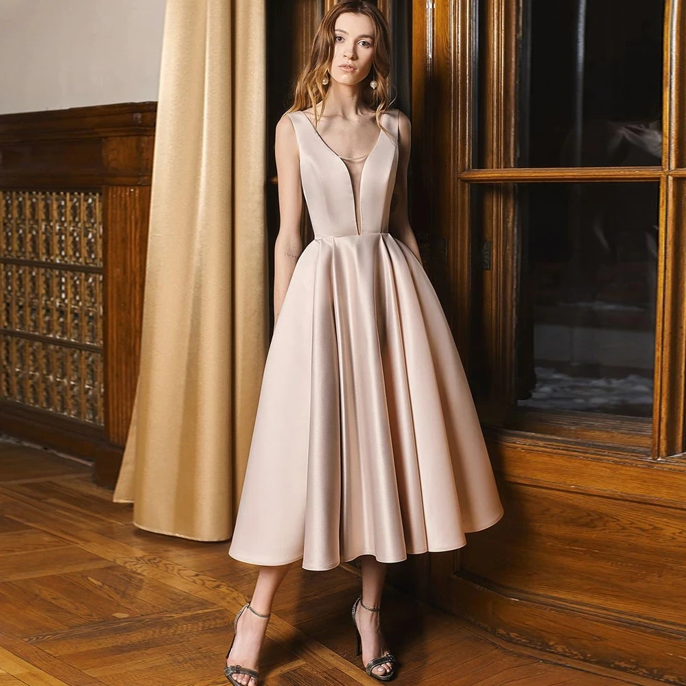 Custom Color Vintage Satin Evening Dress Sleeveless V Neck Tea Length Simple Prom Dress For Woman Short Party Dresses
Custom Color Vintage Satin Evening Dress Sleeveless V Neck Tea Length Simple Prom Dress For Woman Short Party Dresses