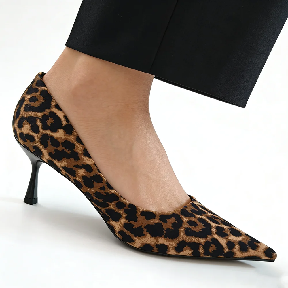 Women Leopard Print Pointed Toe Pumps Kitten Heels 7cm Dress Shoes for Office Wedding Party D948
Women Leopard Print Pointed Toe Pumps Kitten Heels 7cm Dress Shoes for Office Wedding Party D948
