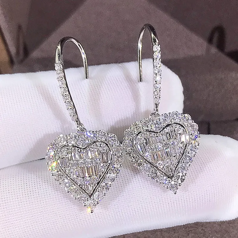 Versatile Heartshaped Ear Hooks Zircon Studs Fashionable Jewelry Accessory for All Occasions And Styles
Versatile Heartshaped Ear Hooks Zircon Studs Fashionable Jewelry Accessory for All Occasions And Styles