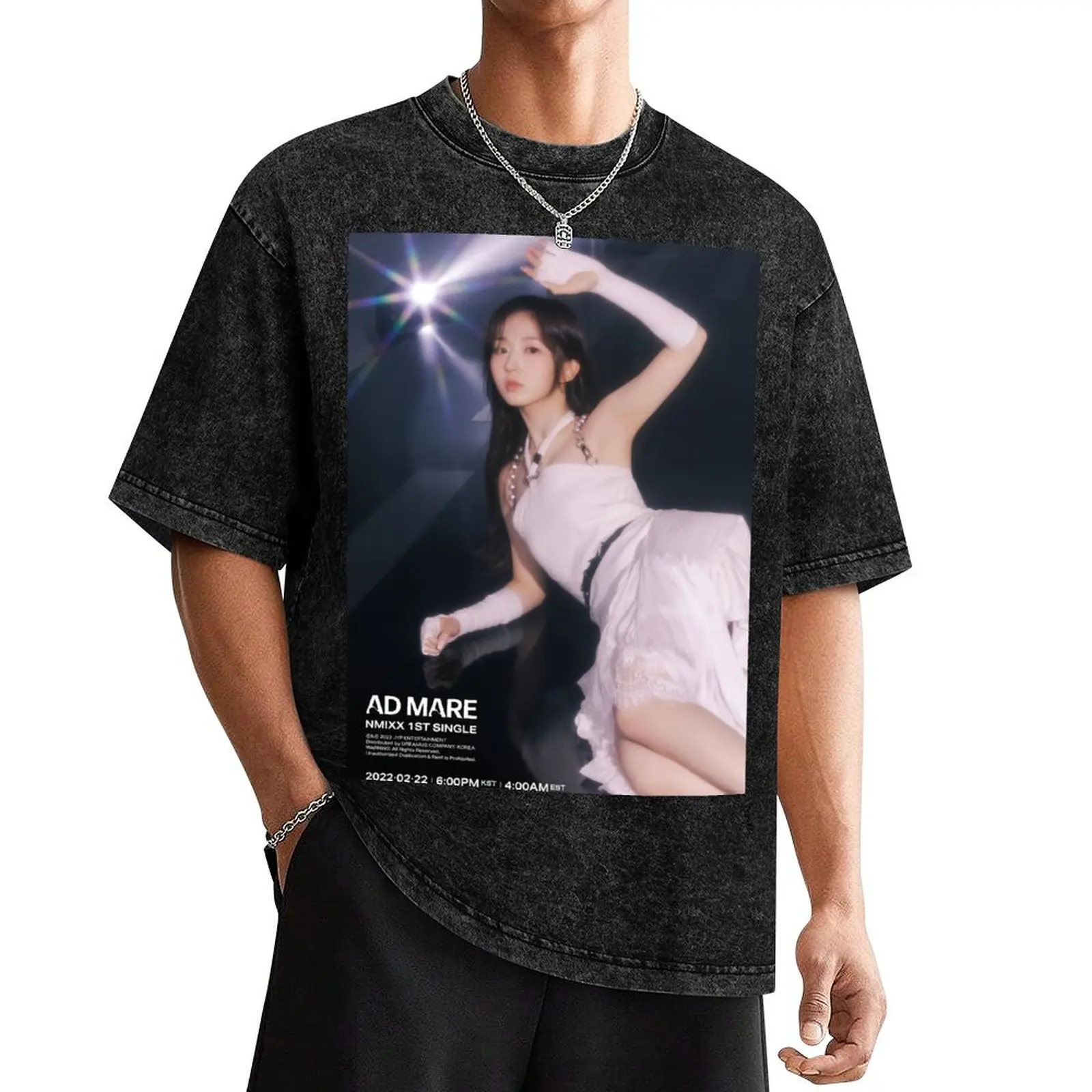 NMIXX HAEWON ‘O.O’ T-Shirt graphic shirts aesthetic clothes Short sleeve tee mens graphic t-shirts hip hop
NMIXX HAEWON ‘O.O’ T-Shirt graphic shirts aesthetic clothes Short sleeve tee mens graphic t-shirts hip hop