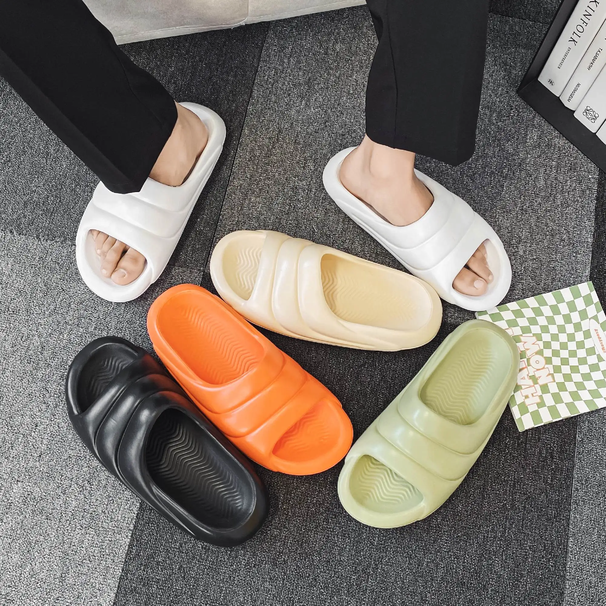 New Style Summer Fashion Slide Slippers Mens Solid Color Casual Home Slipper Male EVA Bathroom Non-slip Shoes Beach Slides Men
New Style Summer Fashion Slide Slippers Mens Solid Color Casual Home Slipper Male EVA Bathroom Non-slip Shoes Beach Slides Men