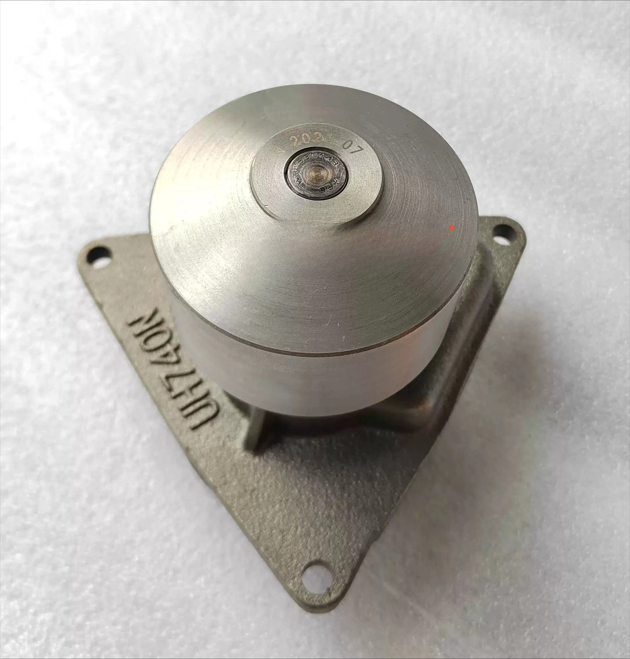 Mechanical Parts 6CT8.3 Marine Engine Water Pump 3800975 3285325
Mechanical Parts 6CT8.3 Marine Engine Water Pump 3800975 3285325