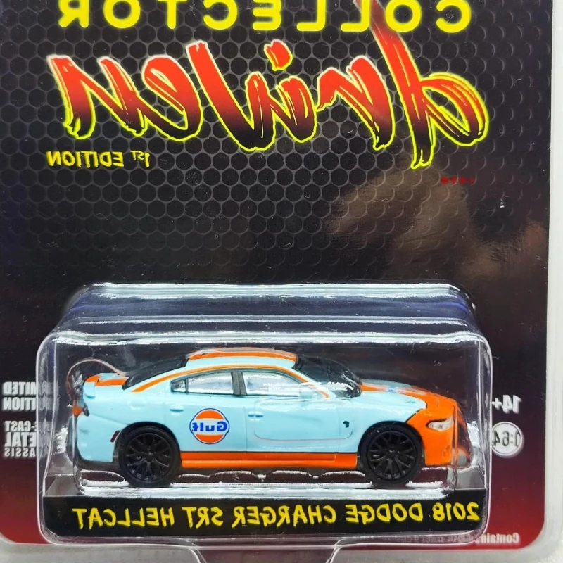 1:64 limited edition collectible CHARGER SRT HELLCAT/Gulf oil 5501-A high-end alloy model small toy gift
1:64 limited edition collectible CHARGER SRT HELLCAT/Gulf oil 5501-A high-end alloy model small toy gift