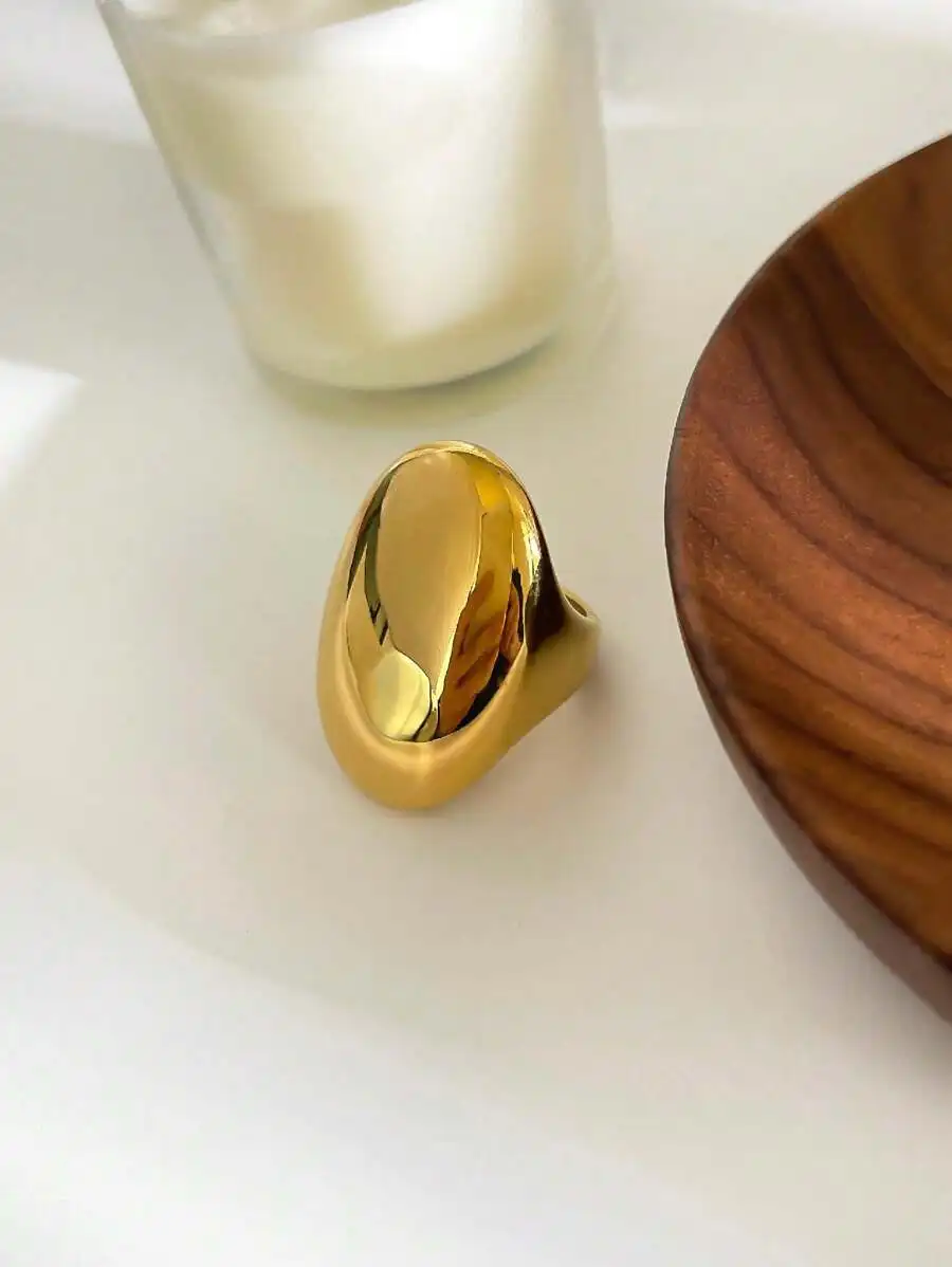 Elegant Minimalist Oval Fashion Ring For Women
Elegant Minimalist Oval Fashion Ring For Women