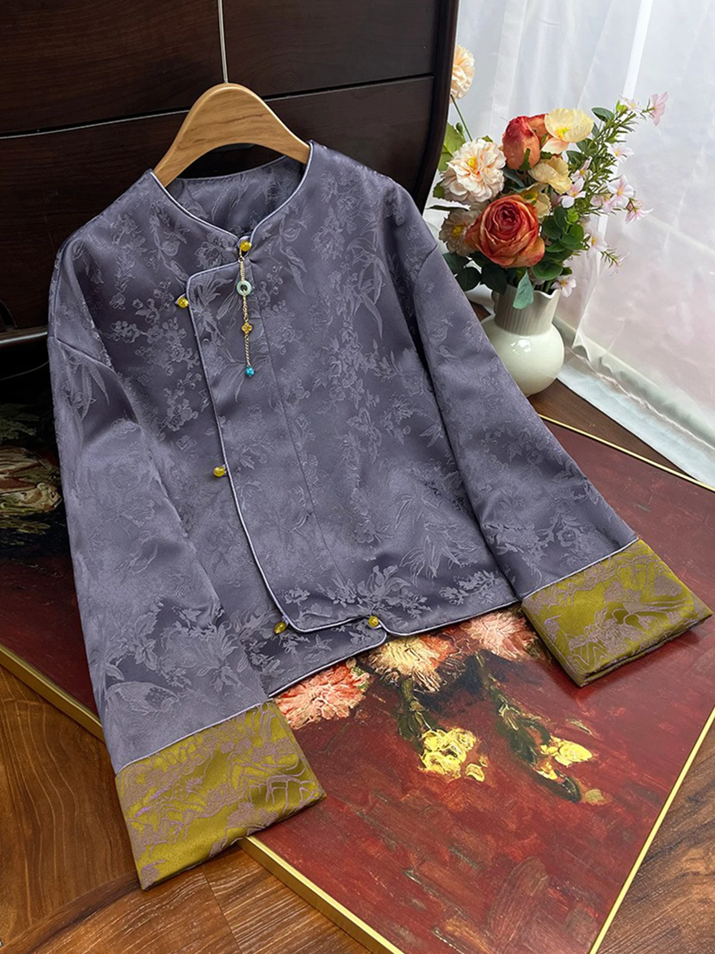 New Chinese Sle Women's Outerwear Cotton Filled Warmth Enhanced Design Winter High End Tang Costume Faionable
New Chinese Sle Women's Outerwear Cotton Filled Warmth Enhanced Design Winter High End Tang Costume Faionable