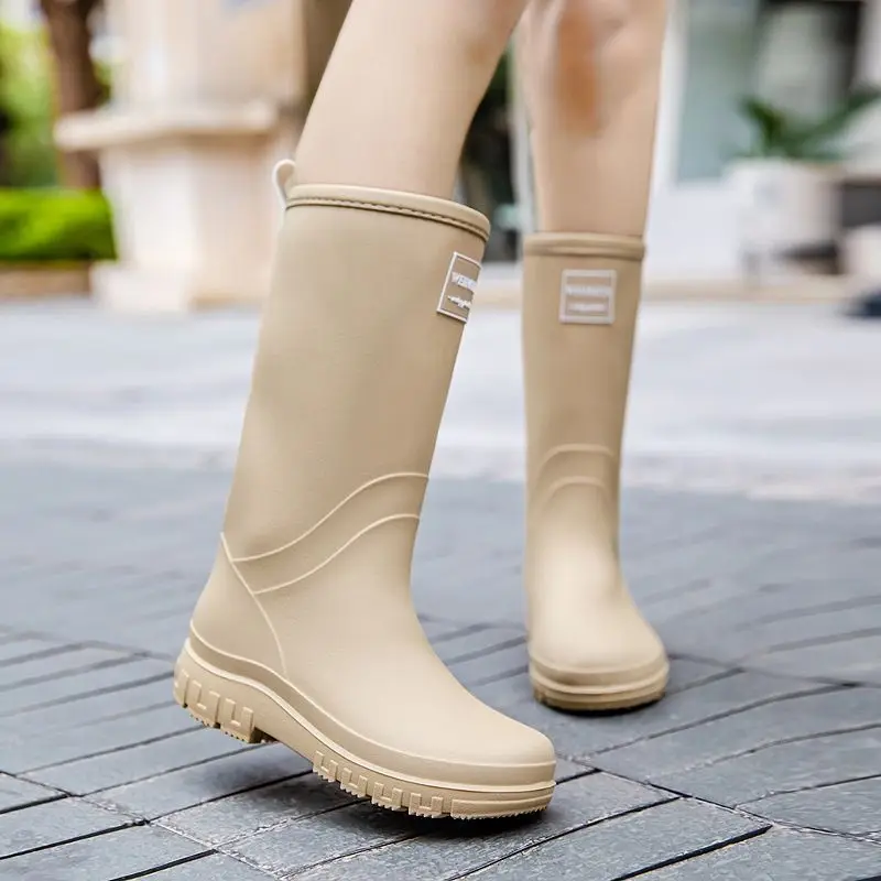 Waterproof Anti-Slip Japanese Style Mid-Calf Women's Rain Boots Durable Rubber Boots for Kitchen Wet Floors & Outdoor Use
Waterproof Anti-Slip Japanese Style Mid-Calf Women's Rain Boots Durable Rubber Boots for Kitchen Wet Floors & Outdoor Use