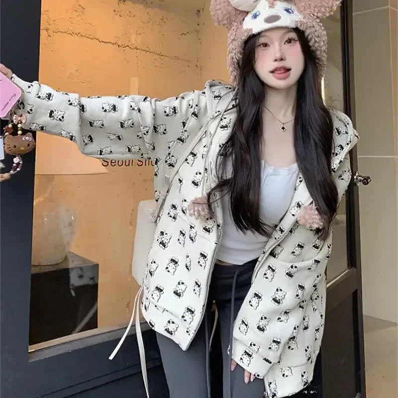Sanrioed Hello Kittys толстовка на молнии с принтом женская толстовка на молнии в стиле аниме Y2K для девочек кавайный кардиган свободная женская одежда модная
Sanrioed Hello Kittys толстовка на молнии с принтом женская толстовка на молнии в стиле аниме Y2K для девочек кавайный кардиган свободная женская одежда модная