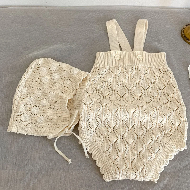 Newborn Bodysuit Baby Outfit+Hat 2pcs Children's Romper Knitted Rompers Girl Sleeveless Jumpsuit Newborn Clothes Girls One-piece
Newborn Bodysuit Baby Outfit+Hat 2pcs Children's Romper Knitted Rompers Girl Sleeveless Jumpsuit Newborn Clothes Girls One-piece