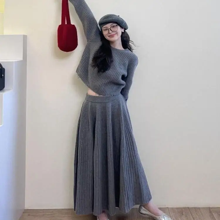 plus Size Fashion Knitted Set Women's Loose Sweater Midi Skirt Two Piece Autumn Winter Comfortable Style Korean Version
plus Size Fashion Knitted Set Women's Loose Sweater Midi Skirt Two Piece Autumn Winter Comfortable Style Korean Version