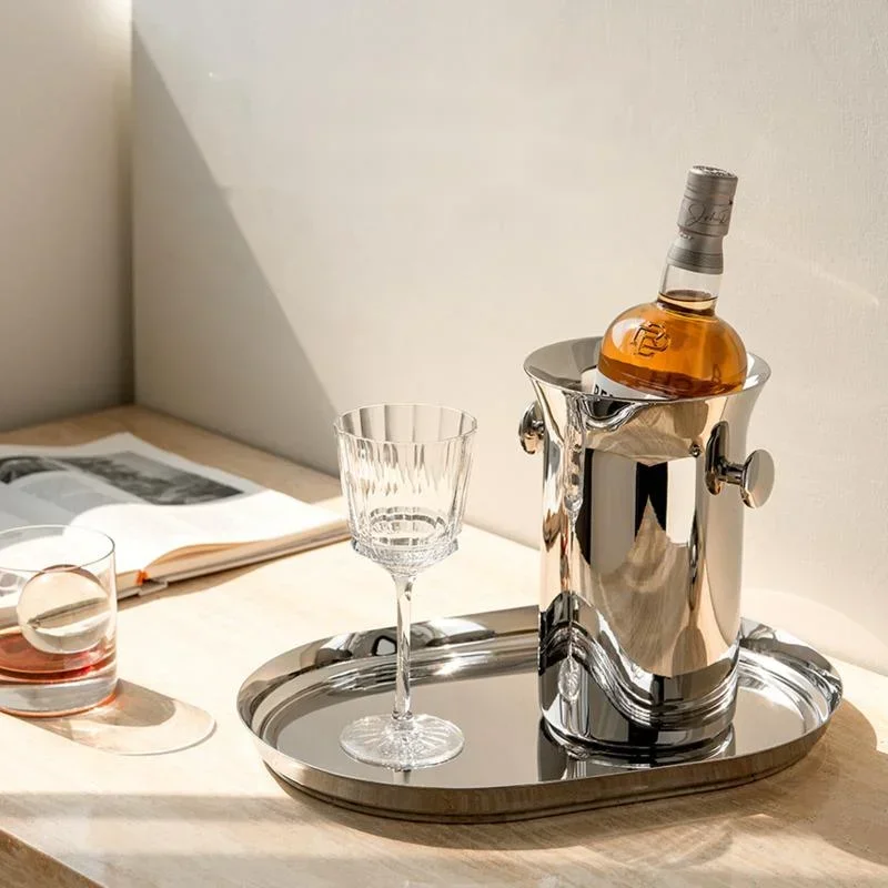 Light Luxury Champagne Bucket Wine & Ice Storage for Kitchen Housewarming Gift Stylish Ice Bucket for Model Rooms & Homes
Light Luxury Champagne Bucket Wine & Ice Storage for Kitchen Housewarming Gift Stylish Ice Bucket for Model Rooms & Homes