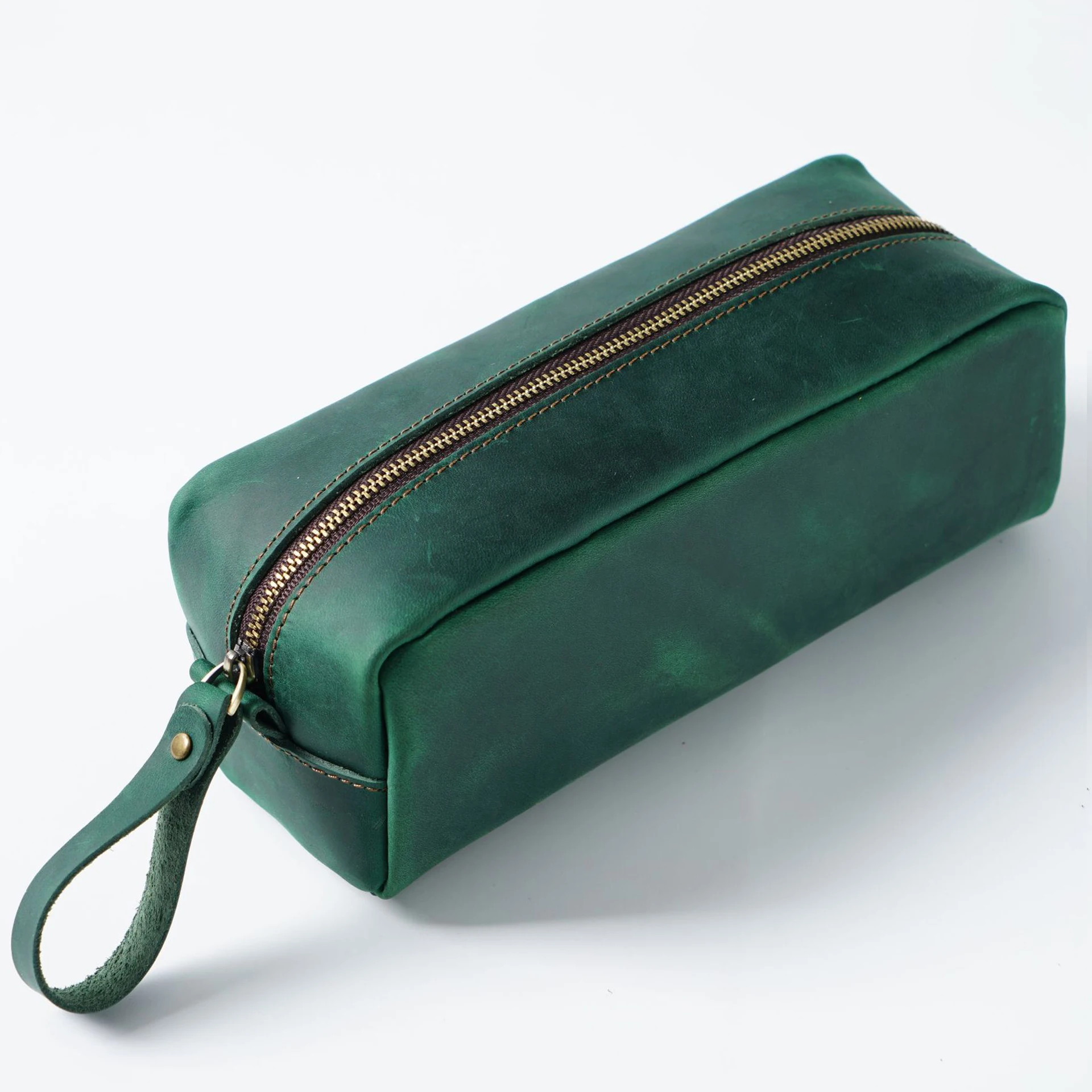 Retro Crazy Horse Leather Pencil Case School Square Zipper Pen Pouch Large Capacity Pencil Stationery Bag Cosmetic Bag Gift
Retro Crazy Horse Leather Pencil Case School Square Zipper Pen Pouch Large Capacity Pencil Stationery Bag Cosmetic Bag Gift