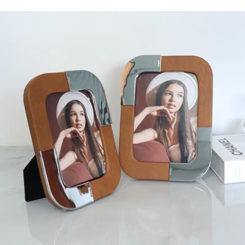 Silver Splicing Leather Photo Frames Modern Decor 6/7 Inch Picture Bedroom Frame Bedside Table Desk Decoration
Silver Splicing Leather Photo Frames Modern Decor 6/7 Inch Picture Bedroom Frame Bedside Table Desk Decoration