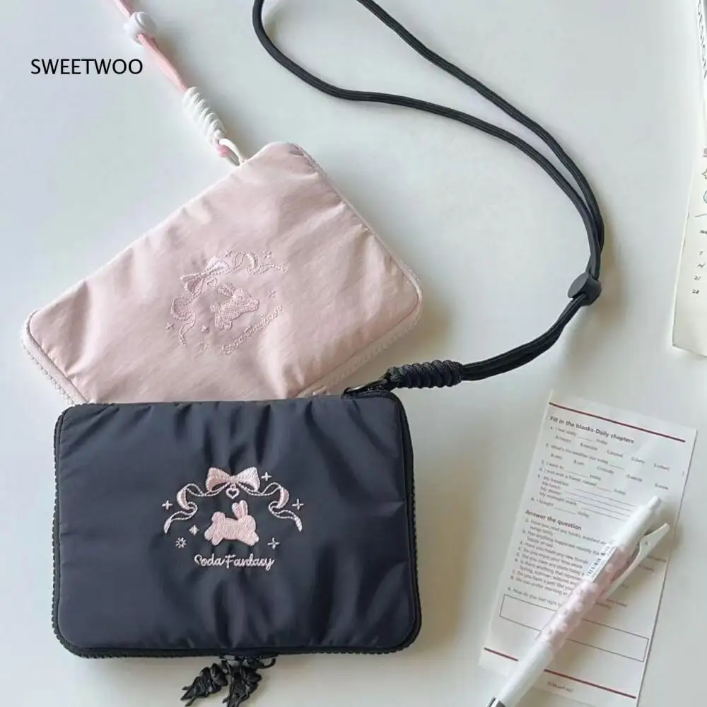 Trendy Adjustable-Strap Sleek Horizontal Rectangular Travel-Ready Wallet
Trendy Adjustable-Strap Sleek Horizontal Rectangular Travel-Ready Wallet
