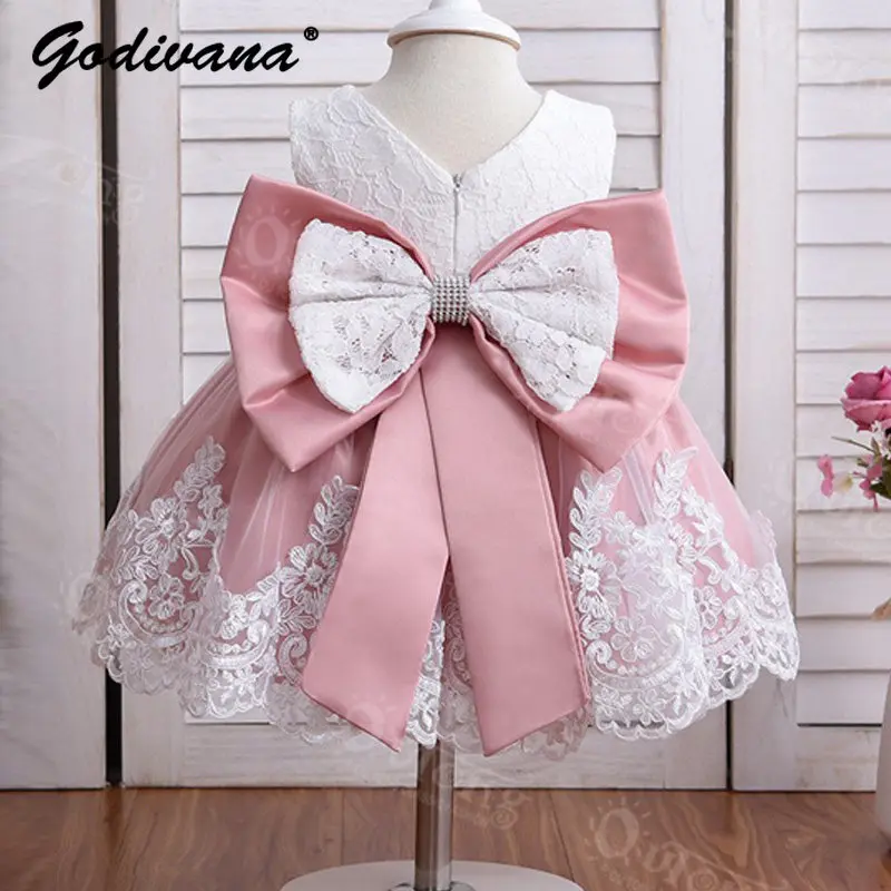 Sweet Baby Girls First Birthday Party Princess Dress Childrens High End Heavy Sleeveless Lace Trim Embroidery Back Bow Ball Gown
Sweet Baby Girls First Birthday Party Princess Dress Childrens High End Heavy Sleeveless Lace Trim Embroidery Back Bow Ball Gown