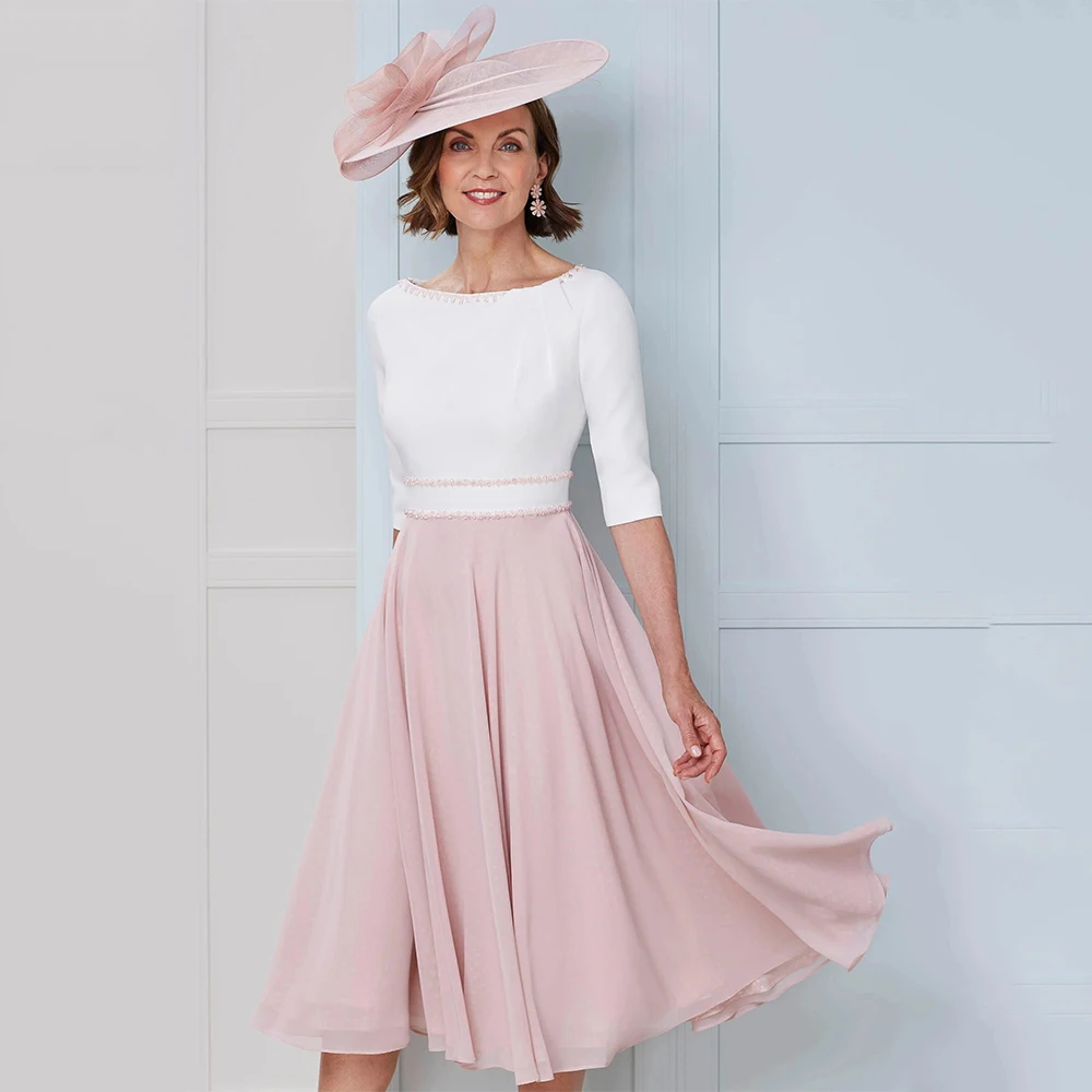 Customized Elegant Mother of the Bride Dress Short Beading Boat Neck Wedding Guest Gowns for Women 3/4 Sleeves Midi Evening Gown
Customized Elegant Mother of the Bride Dress Short Beading Boat Neck Wedding Guest Gowns for Women 3/4 Sleeves Midi Evening Gown