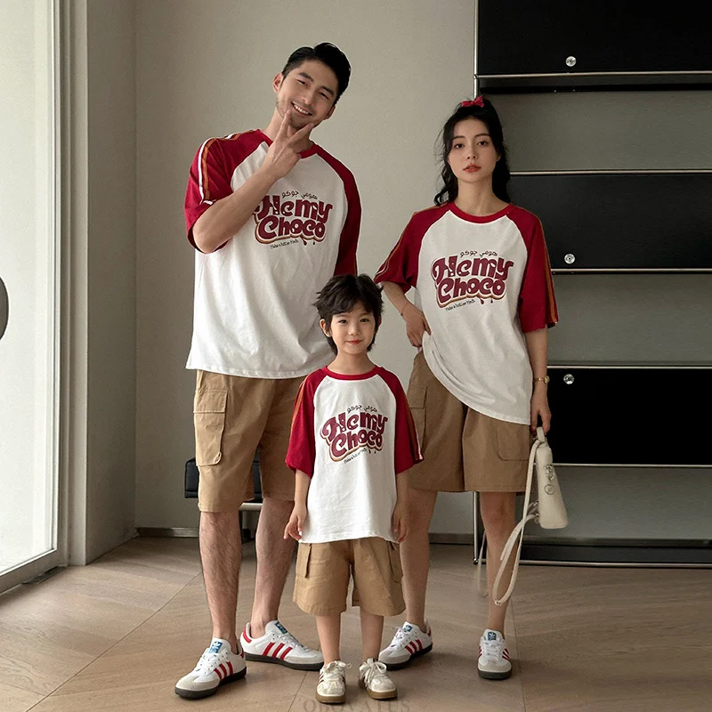 New Summer Family Matching Outfit Clothes Set Letter Print T-shirts Shorts Matching Clothing Set Family Look Cotton Costume Suit
New Summer Family Matching Outfit Clothes Set Letter Print T-shirts Shorts Matching Clothing Set Family Look Cotton Costume Suit