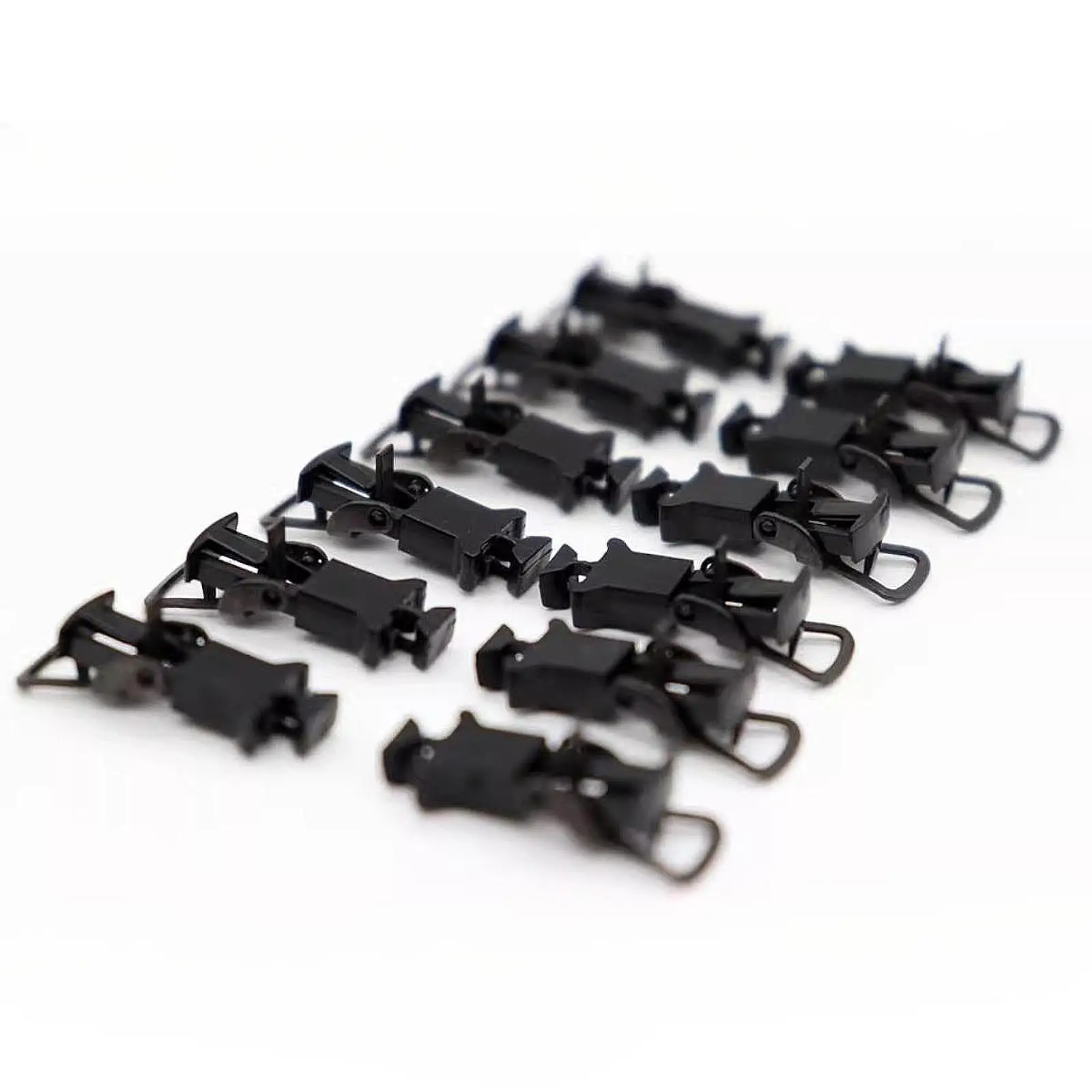 12 Pieces HO Scale Train Coupler Hobby Train Accessory Portable Professional 2cm/0.79inch for 1:87 Scale Modification
12 Pieces HO Scale Train Coupler Hobby Train Accessory Portable Professional 2cm/0.79inch for 1:87 Scale Modification