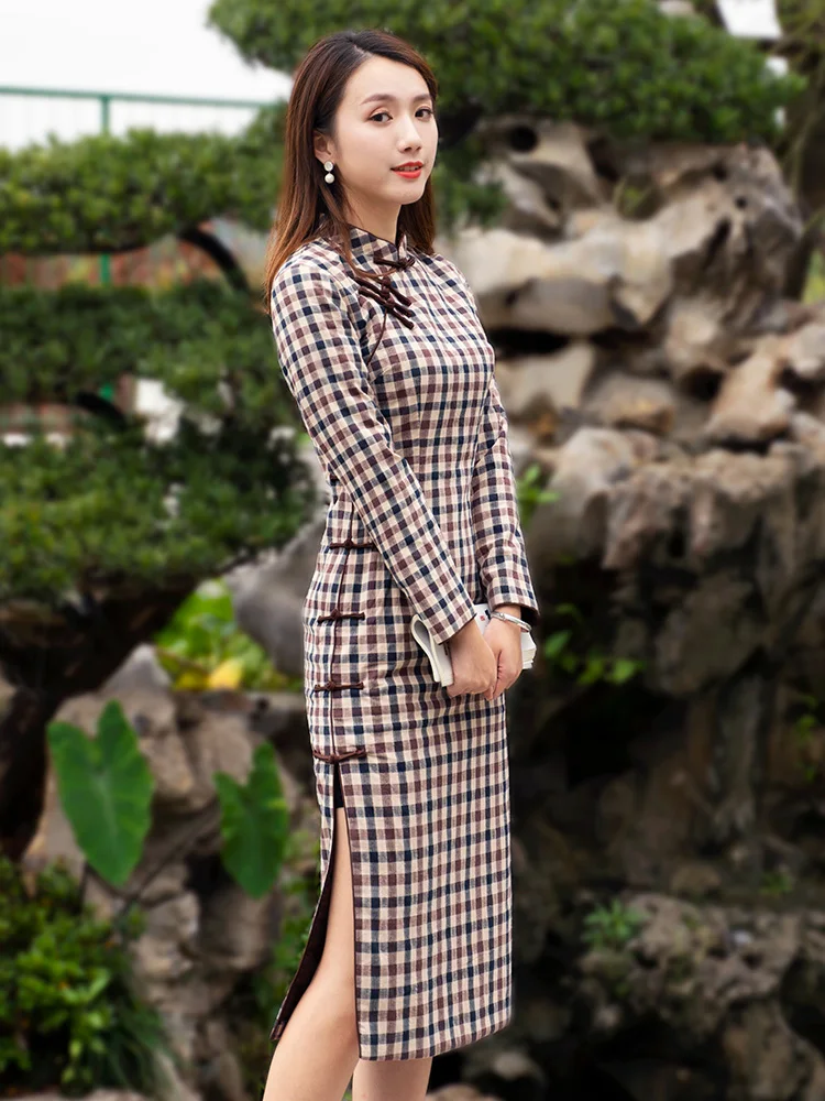 Winter Thiened Cotton Plaid Qipao Dr Middle-Length Long Sve One-Piece Traditional Chinese Clothing Sle Ele
Winter Thiened Cotton Plaid Qipao Dr Middle-Length Long Sve One-Piece Traditional Chinese Clothing Sle Ele