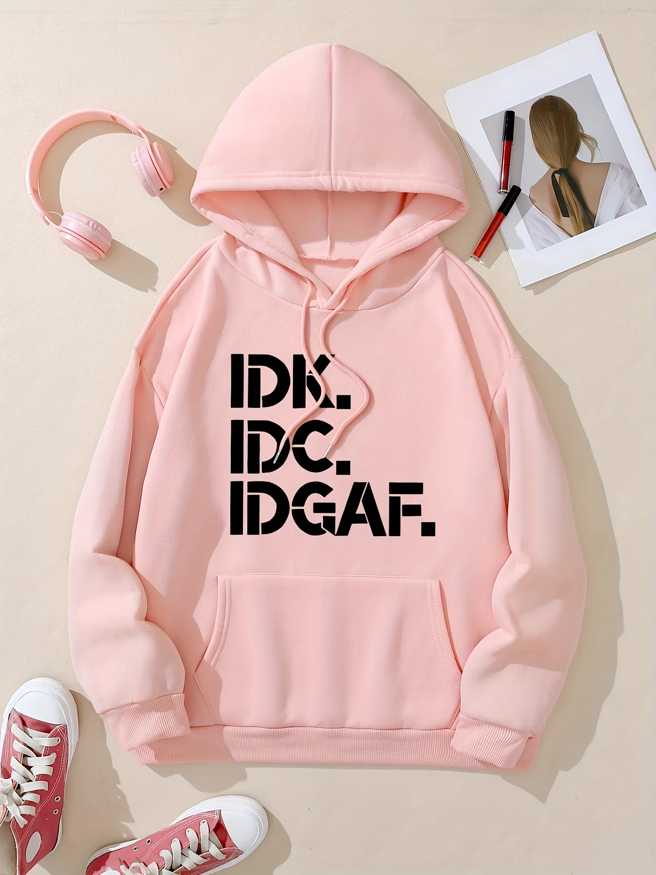 Women's casual fashion hoodie with IDK IDC IDGAF letter printed kangaroo pocket and drawstring casual fashion women's clothing 
Women's casual fashion hoodie with IDK IDC IDGAF letter printed kangaroo pocket and drawstring casual fashion women's clothing