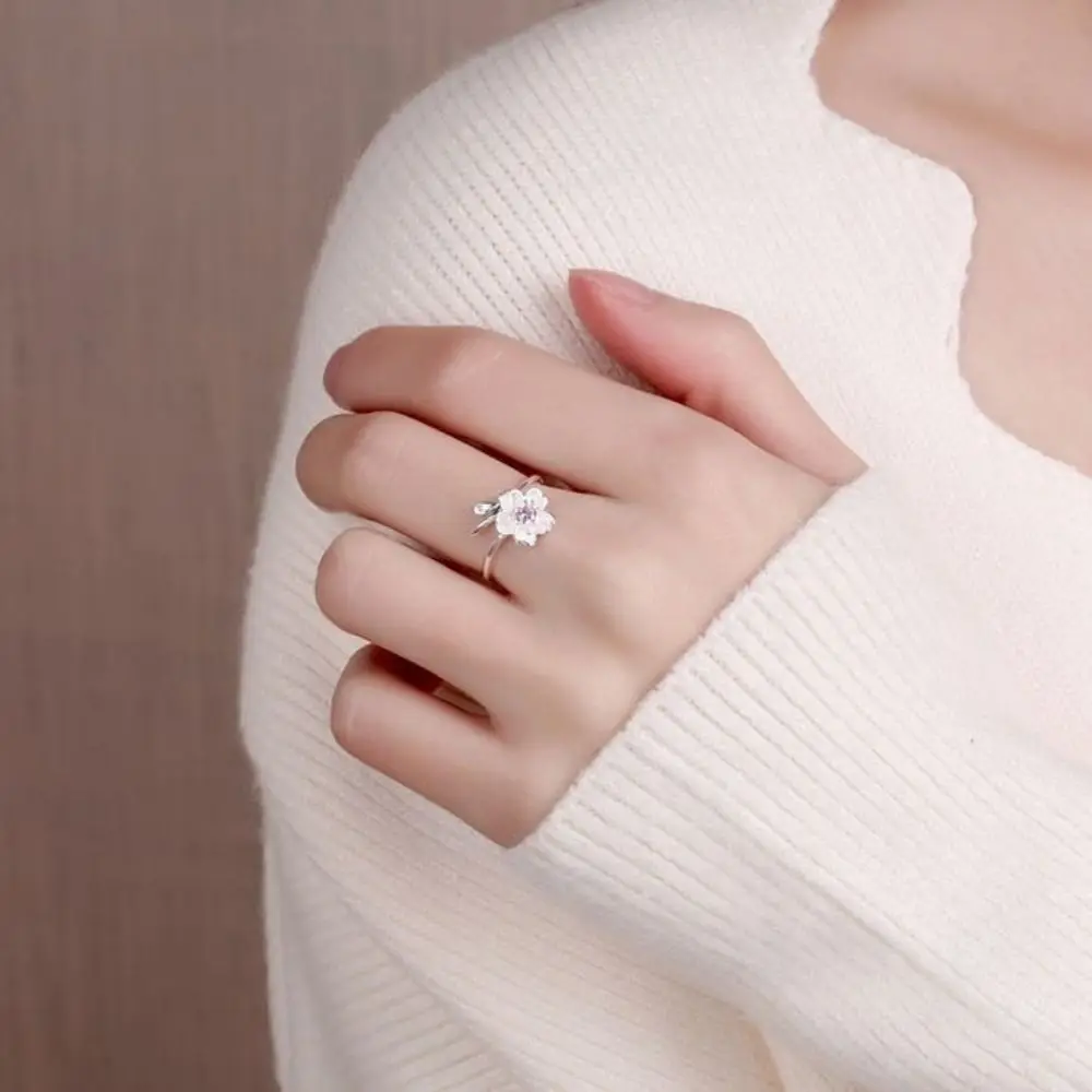 Light Luxury Open Finger Ring Pink Rhinestone Temperament Rhinestone Couple Ring Adjustable Elegant Cherry Blossom Finger Ring
Light Luxury Open Finger Ring Pink Rhinestone Temperament Rhinestone Couple Ring Adjustable Elegant Cherry Blossom Finger Ring
