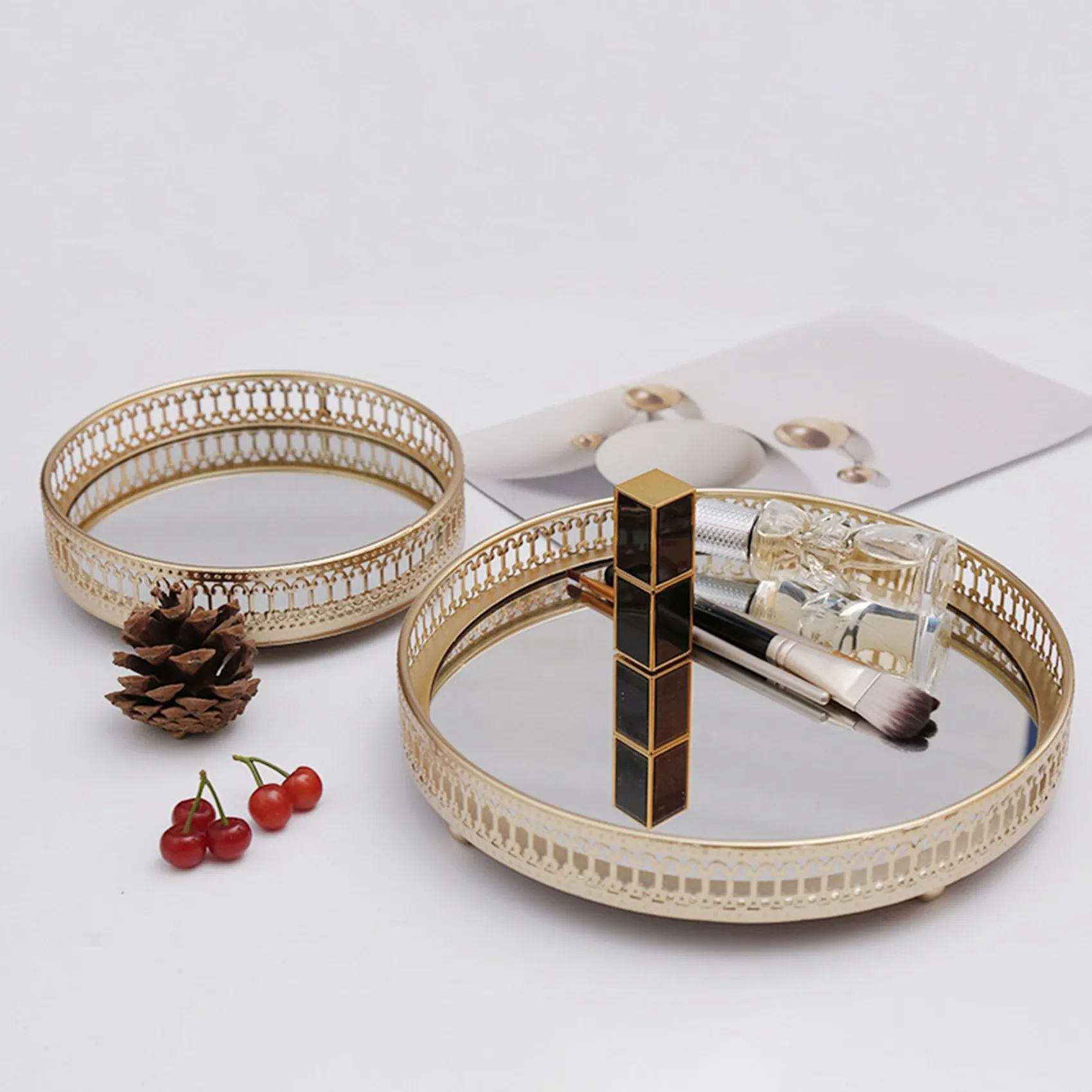 ABWR-2X Golden Iron Jewelry Storage Tray Glass Mirror Makeup Manager Desktop Cosmetic Dessert Display Tray 25Cm & 17.5Cm
ABWR-2X Golden Iron Jewelry Storage Tray Glass Mirror Makeup Manager Desktop Cosmetic Dessert Display Tray 25Cm & 17.5Cm