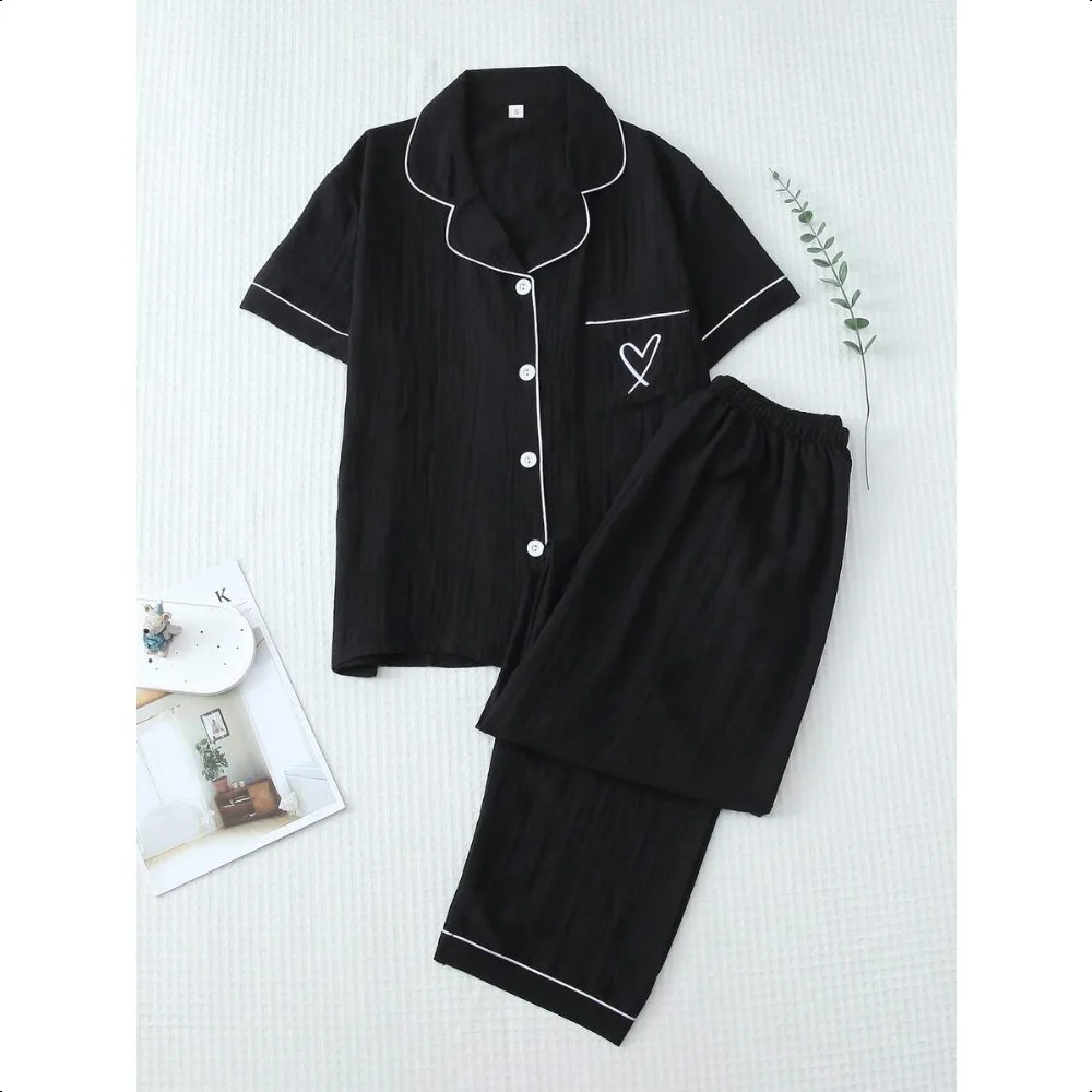 Women Autumn Solid Loungewear Set, Contrast Trim Collar Pocket Top and Bowknot Pants with Heart Detail, Casual Home Wear
Women Autumn Solid Loungewear Set, Contrast Trim Collar Pocket Top and Bowknot Pants with Heart Detail, Casual Home Wear