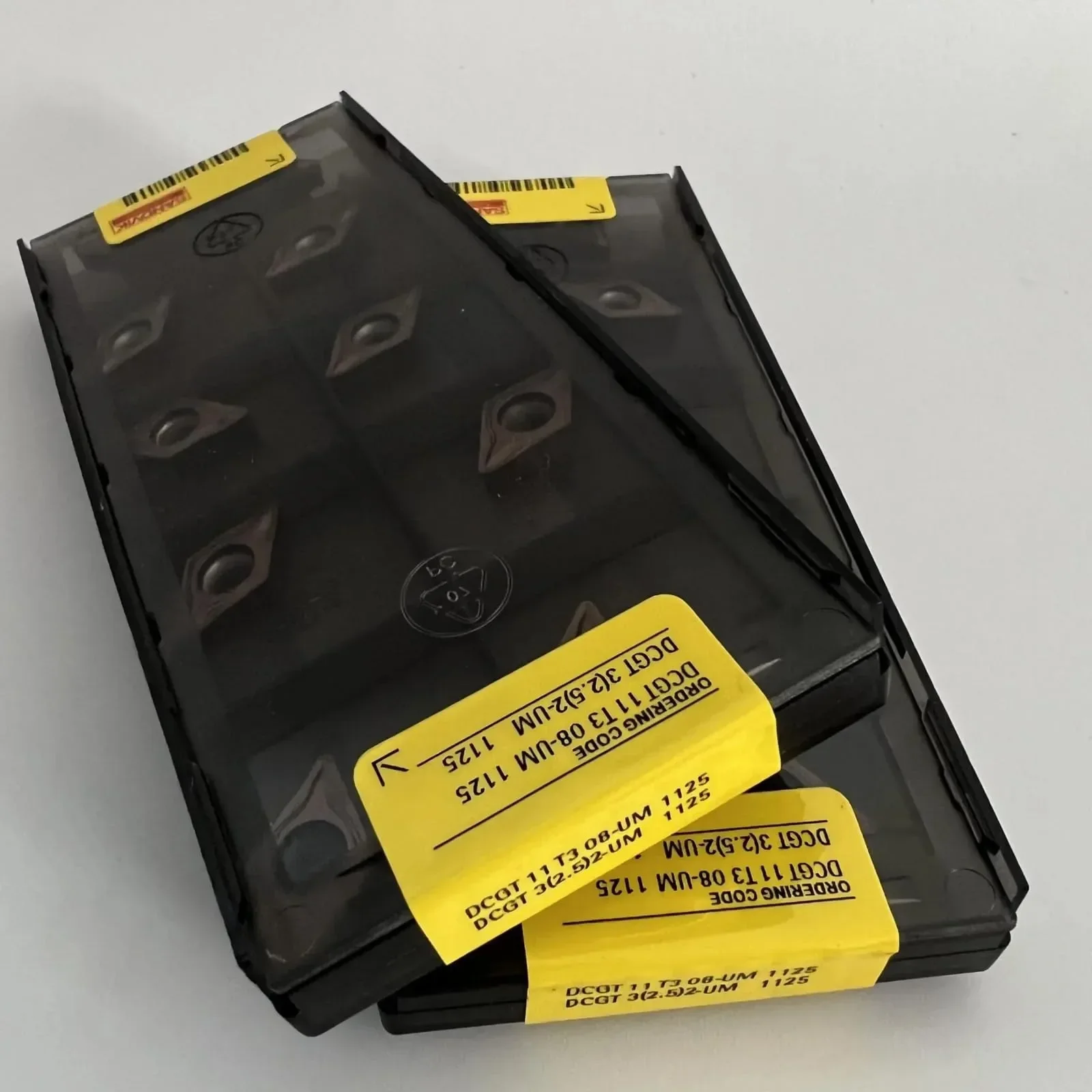 SANDVIK-Coromant / DCGT11T308-UM 1125 / 10 шт.
SANDVIK-Coromant / DCGT11T308-UM 1125 / 10 шт.
