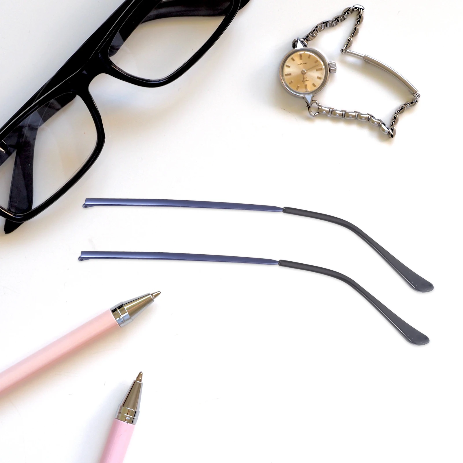 Glasses Accessories Ear Replacement Temples Soft Metal Eye Arms Flexible Blue for Eyeglass Spring Man
Glasses Accessories Ear Replacement Temples Soft Metal Eye Arms Flexible Blue for Eyeglass Spring Man