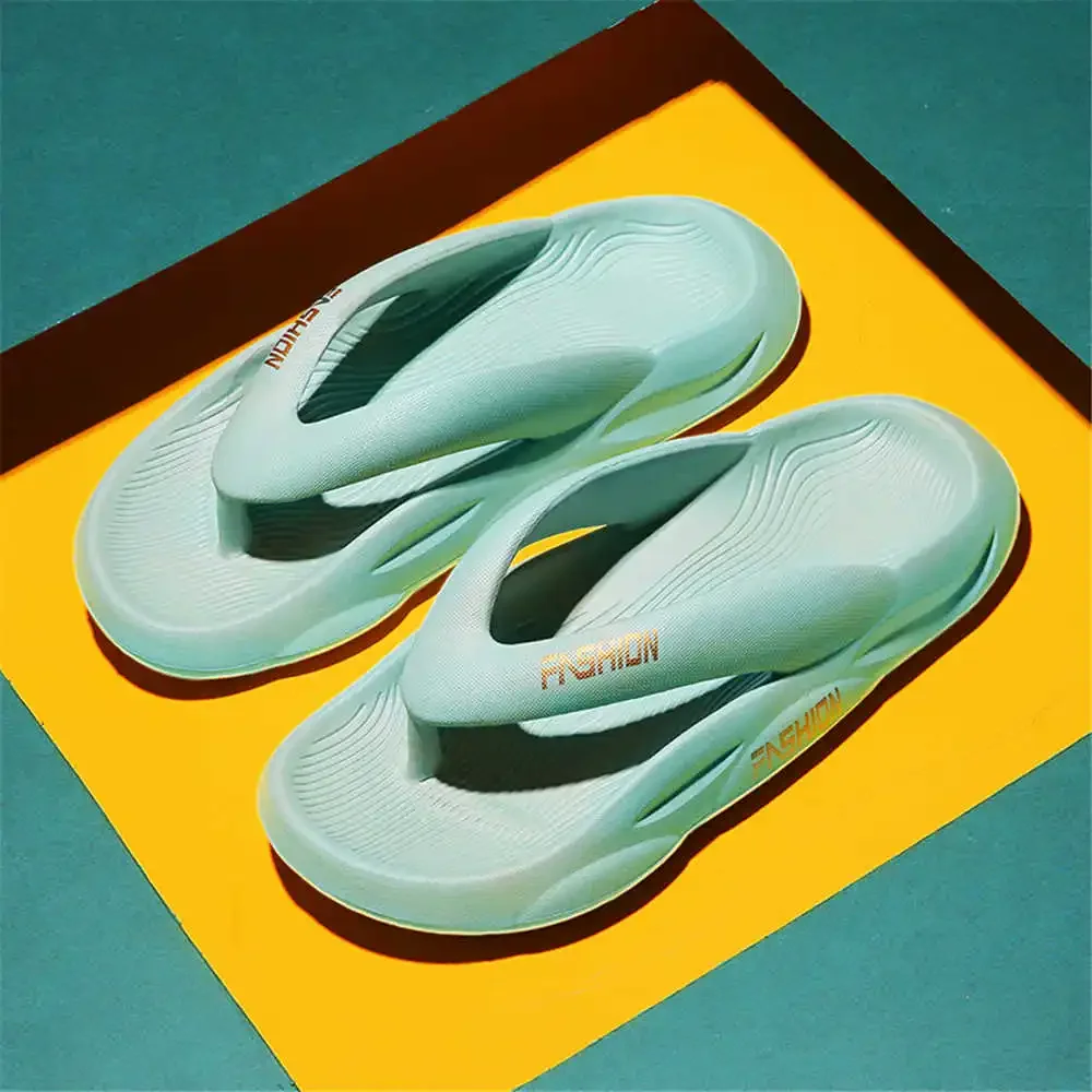 Размер 44, противоскользящие модные женские кроссовки, белые резиновые тапочки, мягкие сандалии, спортивные недорогие спортивные бренды Tensi
Размер 44, противоскользящие модные женские кроссовки, белые резиновые тапочки, мягкие сандалии, спортивные недорогие спортивные бренды Tensi