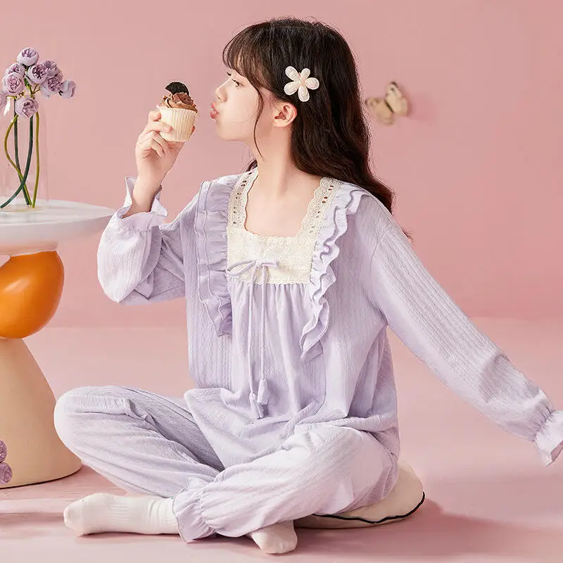 Girls New Bow Lace Long Sleeved Long Pants Home Suit Set for Spring and Autumn Sleepwear Parent-Child Fashion Two-Piece Set
Girls New Bow Lace Long Sleeved Long Pants Home Suit Set for Spring and Autumn Sleepwear Parent-Child Fashion Two-Piece Set
