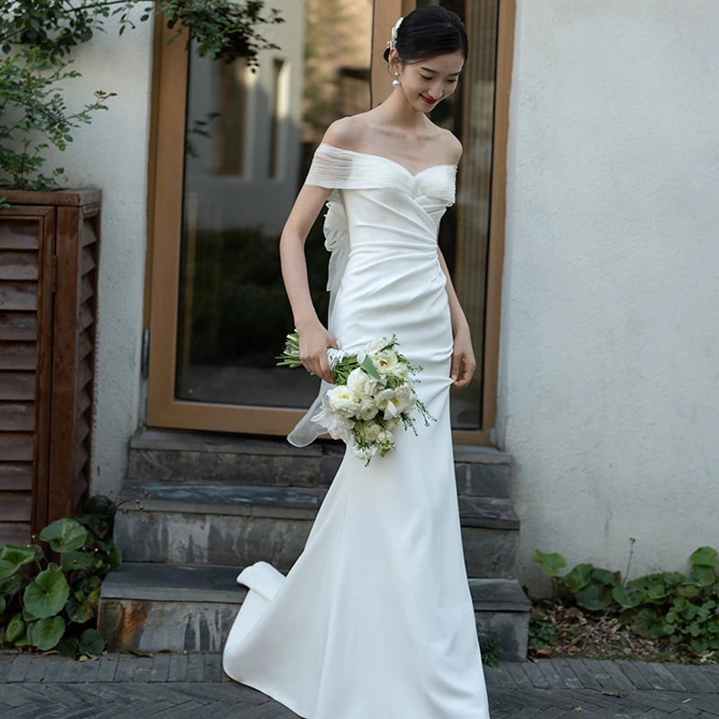 Элегантное свадебное платье из атласа на одно плечо, фасон «русалка», для выездных церемоний, в лесном стиле, сказочное, для встречи гостей
Элегантное свадебное платье из атласа на одно плечо, фасон «русалка», для выездных церемоний, в лесном стиле, сказочное, для встречи гостей