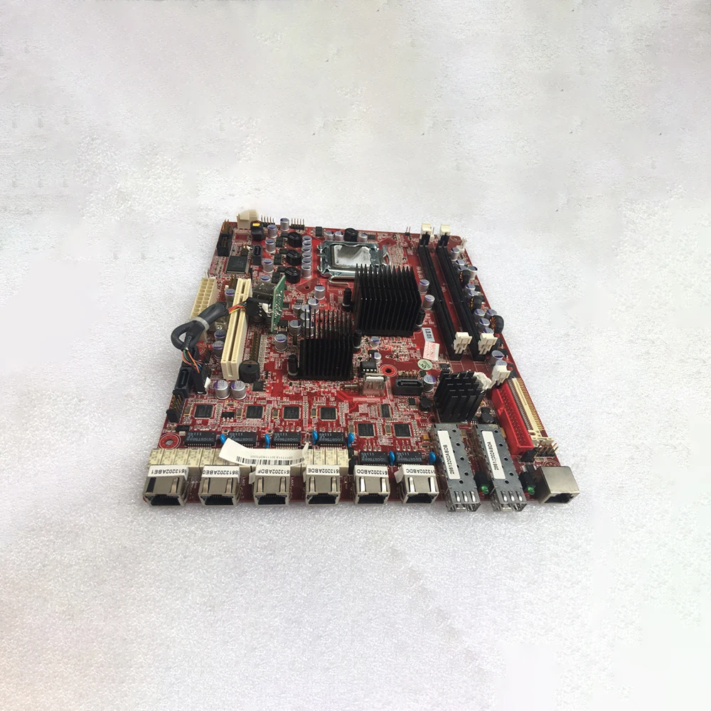 Для подлинной гигабитной многопортовой материнской платы Firewall от Qifei Technology PRA-NB-G418
Для подлинной гигабитной многопортовой материнской платы Firewall от Qifei Technology PRA-NB-G418